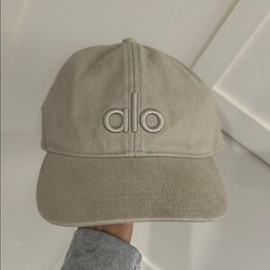 ALO Off Duty Washed Tan hat